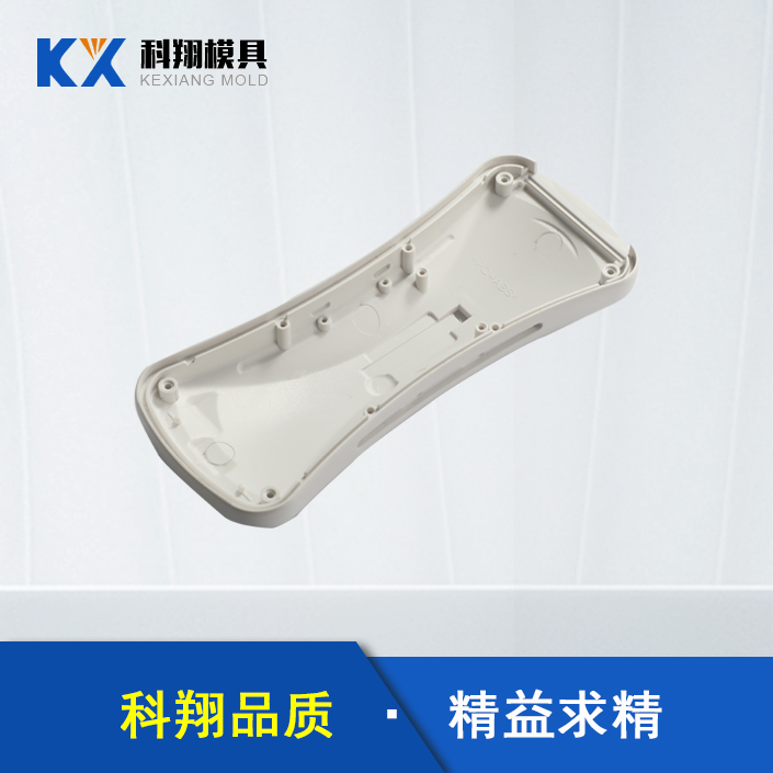 塑膠模具模頭十分重要，注塑模具模頭應該怎么安裝？